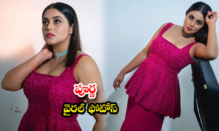Actress Shamna Kkasim(purnaa) Shows us how to pose for a perfect pout-పూర్ణ వైరల్ ఫొటోస్