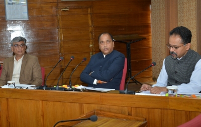 Himachal Cm Directs Officials To Ensure Timely Completion Of Development Projects-TeluguStop.com