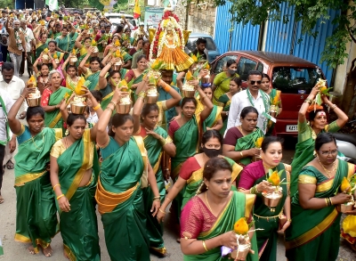  'janata Jala Dhare' Campaign: Jd(s) Displays Show Of Strength In K'taka-TeluguStop.com