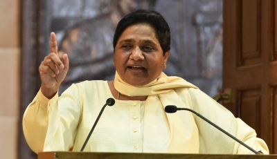  Mayawati Asks States To Cut Vat On Petrol-TeluguStop.com