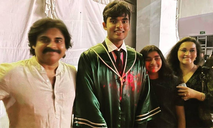 Telugu Adya, Akira Nandan, Pawan Kalyan, Renu Desai-Movie Telugu Adya, Akira Nandan, Pawan Kalyan, Renu Desai-Movie