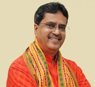  Tripura Cm Manik Saha Calls On Pm Modi-TeluguStop.com