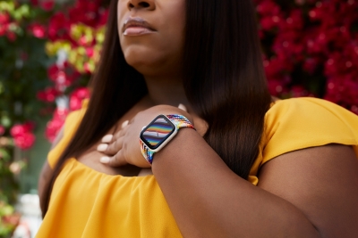  Woman Claims $40k Credit Card Fraud After Losing Apple Watch-TeluguStop.com