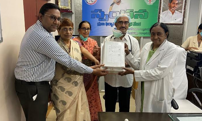  Vedanta’s Vgcb Donates Medical Equipment To Vizag’s King George Hospital-TeluguStop.com