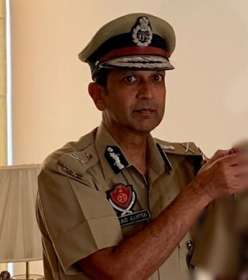  Dinkar Gupta Takes Charge As Nia Chief-TeluguStop.com