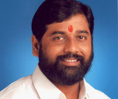  Eknath Shinde, Councillor In 1997 Now Anchoring Maha Coup-TeluguStop.com