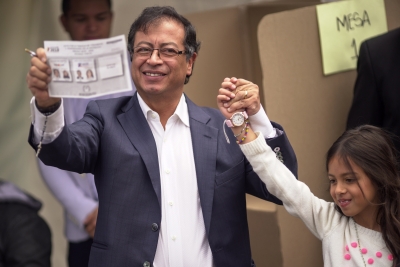  Colombian Prez-elect Confirms Renowned Economist As Finance Minister-TeluguStop.com