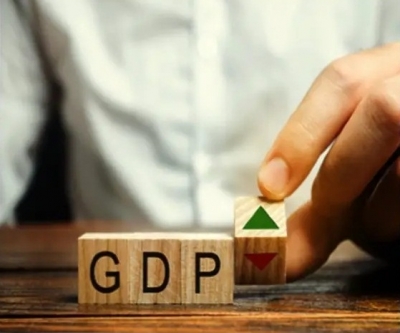 Greece's Gdp Growth Forecast Revised Down To 3.2%-TeluguStop.com
