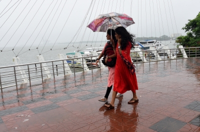  Imd Issues Alert Predicting Heavy Rain In Kerala For Next 5 Days-TeluguStop.com