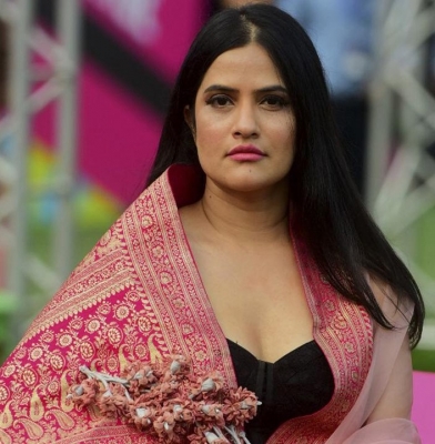  Sona Mohapatra Draws Twitter Ceo's Attention To Sexism In His Alma Mater-TeluguStop.com