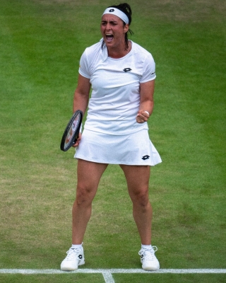 Wimbledon 2022: Ons Jabeur blazes trail into final with win over Tatjana Maria (Ld)