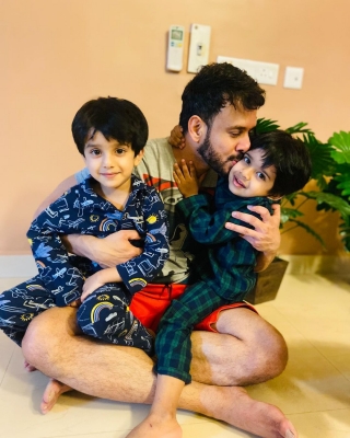  Bharath Pens Heartfelt Birthday Wish For His Twins!-TeluguStop.com