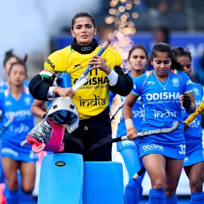  Cwg 2022: Proud Of My Teammates For Their Comeback Win For Bronze Medal, Says Hockey Captain Savita-TeluguStop.com