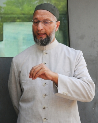  Demolished Mosque In Hyderabad To Be Rebuilt At Same Site: Aimim-TeluguStop.com