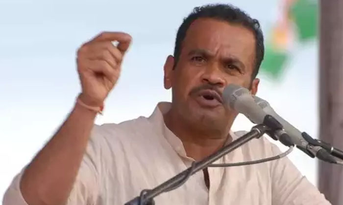 Telugu Addanki Dayakar, Aicc, Congress, Manikyam Tagore, Munugodu, Pcc, Revanth, Revanth Reddy, Sasidar Reddy, Trs-Politics Telugu Addanki Dayakar, Aicc, Congress, Manikyam Tagore, Munugodu, Pcc, Revanth, Revanth Reddy, Sasidar Reddy, Trs-Politics