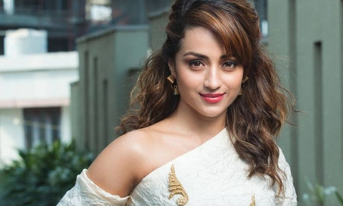 Telugu Atau, Kollywood, Paurami, Prabhas, Tollywood, Trisha, Trisha Young, Trisha Mother, Varsham-Movie Telugu Atau, Kollywood, Paurami, Prabhas, Tollywood, Trisha, Trisha Young, Trisha Mother, Varsham-Movie