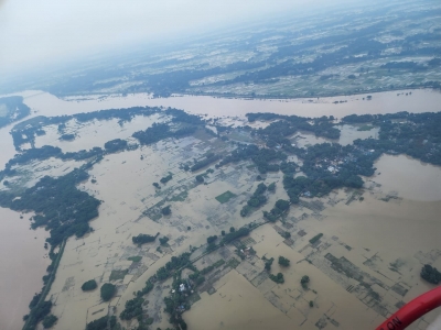  Odisha CM Conducts Aerial Survey Of Flood-hit Areas-Crime News English-Telugu Tollywood Photo Image-TeluguStop.com