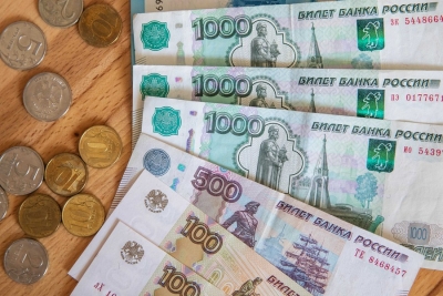  Russia's Economy Shrinks Significantly In Q2-TeluguStop.com