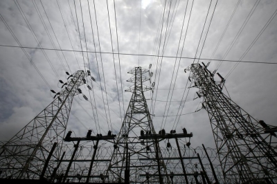  Tn Power Utility Restricted From Trading In Power Exchanges-TeluguStop.com