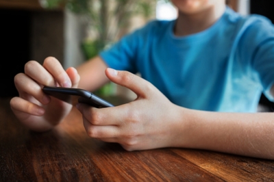  Us Bill To Allow Parents To Sue Social Media Over Child Addiction Fails-TeluguStop.com
