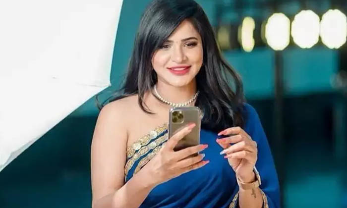 Telugu Ariana, Ashu Reddy, Inaya, Ramgopal Verma, Tollywood, Varma, Varmaintrodu Telugu Ariana, Ashu Reddy, Inaya, Ramgopal Verma, Tollywood, Varma, Varmaintrodu