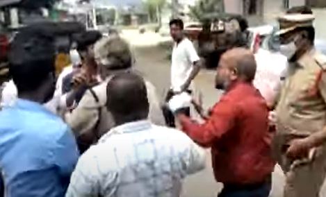  Attack On Doctors In Nalgonda Government Hospital.. Tension-TeluguStop.com