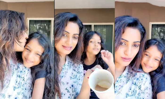  Anchor Udayabhanu Video With Her Daughter Details, Udayabhanu, Video Viral, Daug-TeluguStop.com
