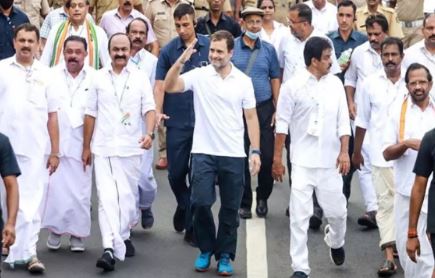  Congress Supremo Rahul Gandhi Breaks Bharat Jodo Yatra-TeluguStop.com