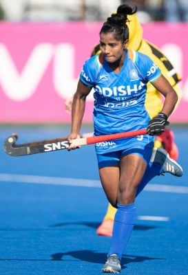  Hockey: India's Mumtaz Khan, Timothee Clement Of France Named Fih 'rising Stars-TeluguStop.com